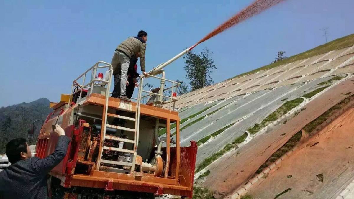 高次團粒噴播機